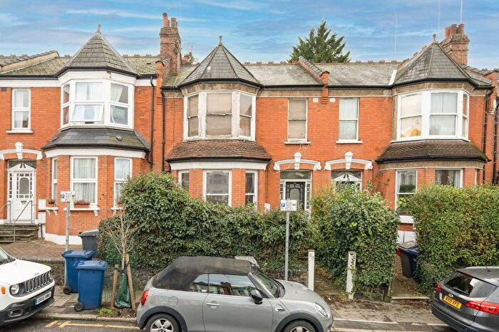 1 Bedroom Flat To Rent In Dollis Road, Finchley, N3