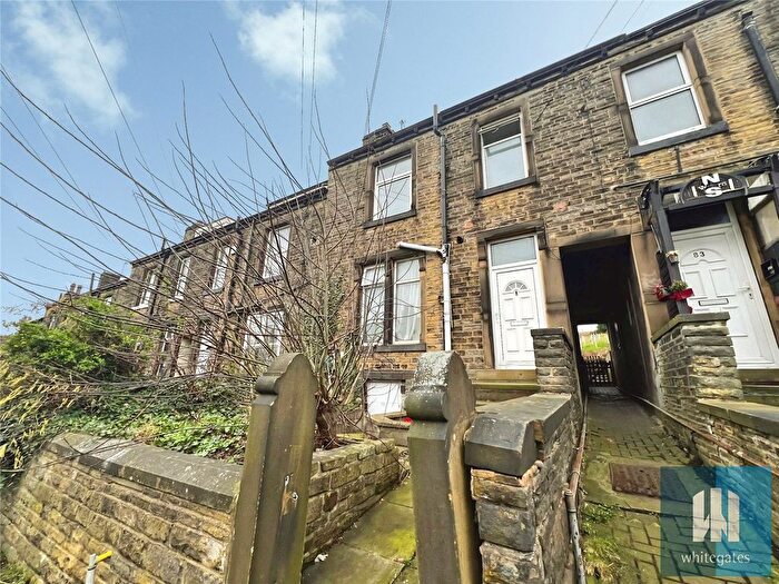 3 Bedroom Terraced House For Sale In Cross Lane, Newsome, Huddersfield, HD4