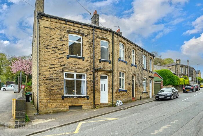 4 Bedroom End Of Terrace House For Sale In Sowerby New Road, Sowerby Bridge, West Yorkshire, HX6