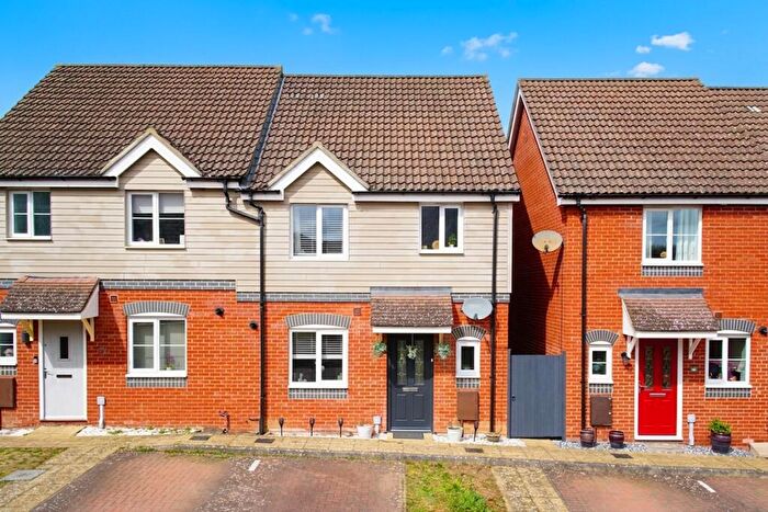 3 Bedroom Semi Detached House For Sale In Redpoll Road, Costessey, Norwich, NR8