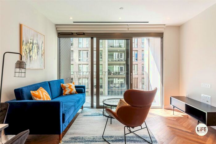 1 Bedroom Flat To Rent In Parkland Walk, London, SW6