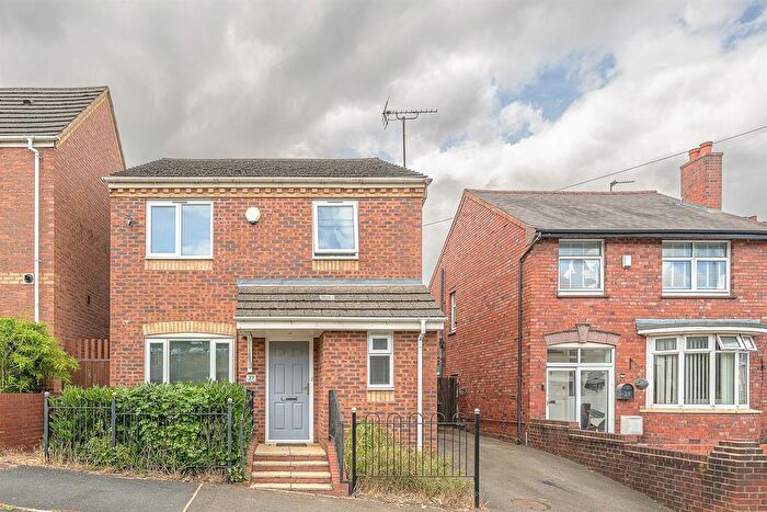 3 Bedroom Detached House For Sale In Furlong Lane, Halesowen, B63