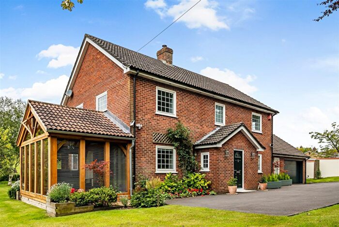 4 Bedroom Detached House For Sale In Cheselbourne, Dorchester, DT2