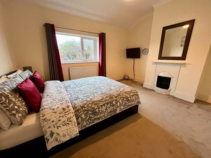 3 Bedroom Terraced House To Rent In Parkfield Avenue, Ashton, PR2