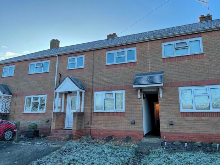 3 Bedroom Terraced House To Rent In Park Avenue, Washingborough, LN4