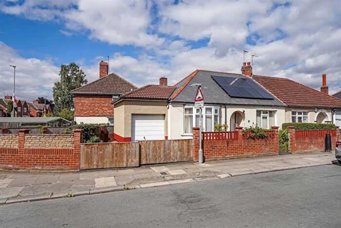 2 Bedroom Semi-Detached Bungalow For Sale In Park Lane, Darlington, DL1