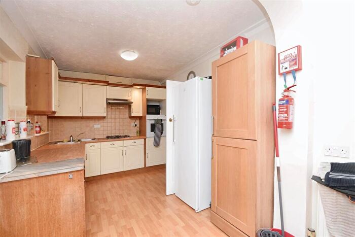 4 Bedroom House To Rent In Earlham Road, Norwich, NR4