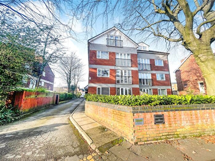 1 Bedroom Flat To Rent In Heaton Road, Manchester, M20