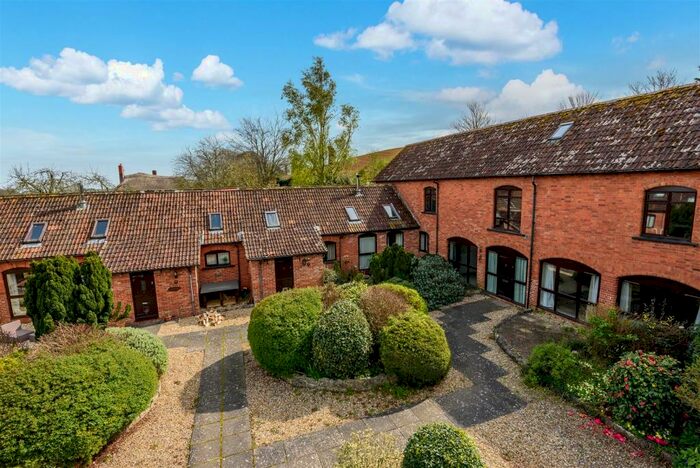 2 Bedroom Terraced House For Sale In Kenton, Exeter, EX6