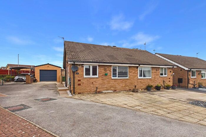 1 Bedroom Bungalow For Sale In Barnard Close, Leeds, West Yorkshire, LS15