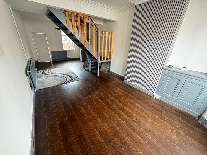 2 Bedroom Terraced House To Rent In Cranmer Street, Leicester, LE3