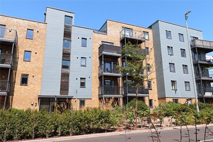 2 Bedroom Flat For Sale In Motte Lane, Ebbsfleet Valley, Kent, DA10