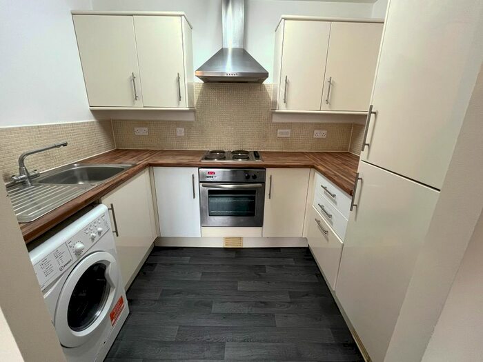 1 Bedroom Flat To Rent In Gressingham Grove, Coventry, CV6