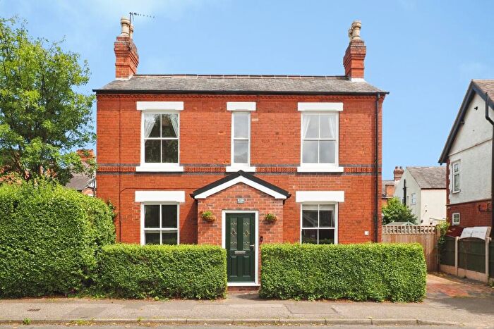4 Bedroom Detached House For Sale In Bramcote Road, Beeston, Nottingham, Nottinghamshire, NG9