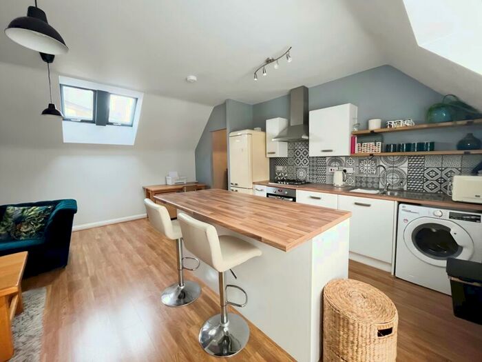 2 Bedroom Detached House To Rent In Angelica Road, Lincoln, LN1