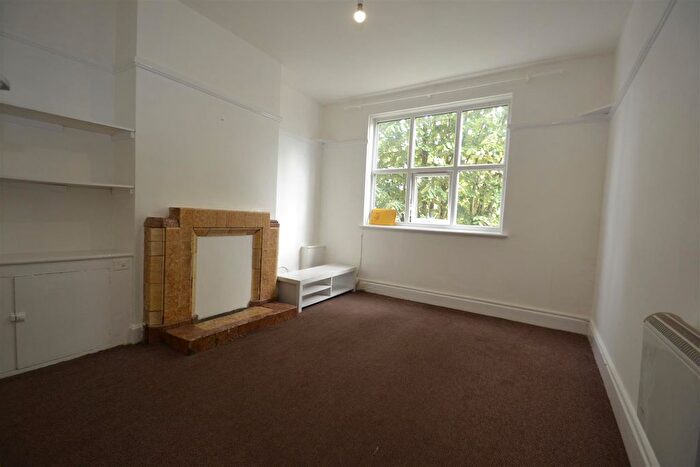 1 Bedroom Flat To Rent In Junction Road, Archway, N19