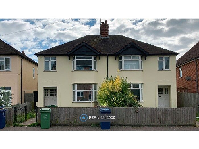 4 Bedroom Semi-Detached House To Rent In Kenilworth Avenue, Oxford, OX4