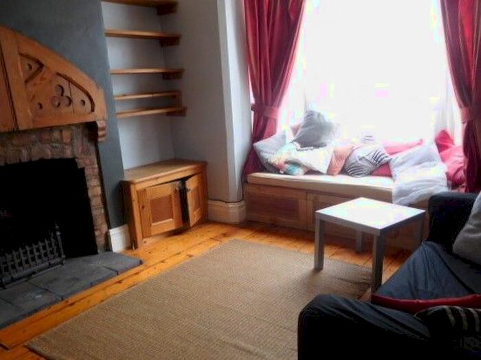 3 Bedroom Terraced House To Rent In Addingham Road, Mossley Hill, L18