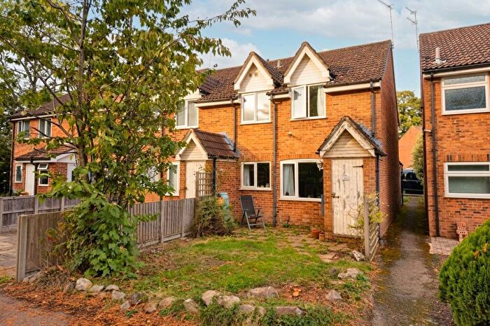 1 Bedroom Terraced House For Sale In Canterbury Close, Yate, BS37