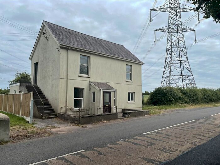2 Bedroom Detached House For Sale In Uplands, Idole, Carmarthen, SA32