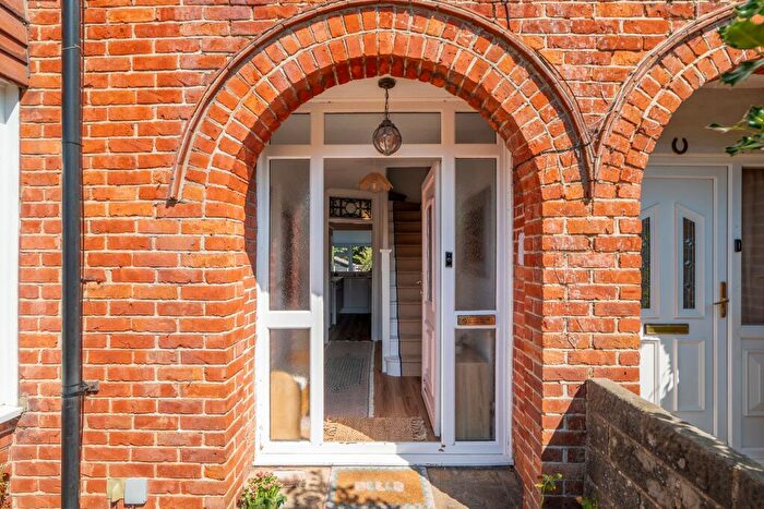 3 Bedroom Terraced House For Sale In Meadow Road, Worthing, BN11