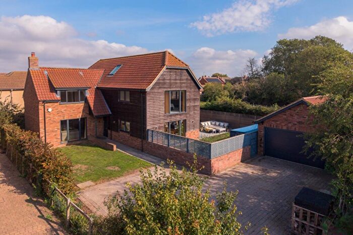 4 Bedroom Detached House For Sale In High Street, Warboys, Huntingdon, Cambridgeshire, PE28