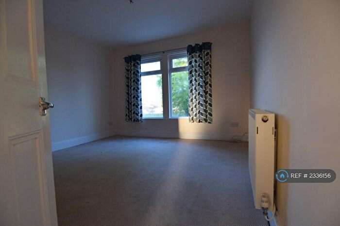 2 Bedroom Flat To Rent In Church Road, Hartshill, Nuneaton, CV10