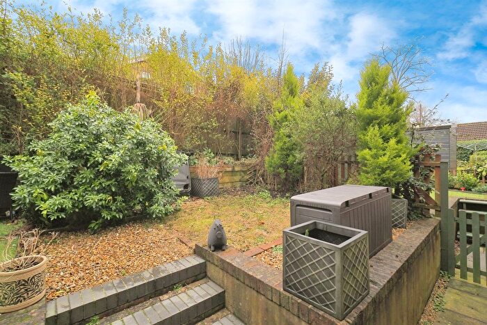 1 Bedroom Flat For Sale In Old School Mews, Shrewton, Salisbury, SP3