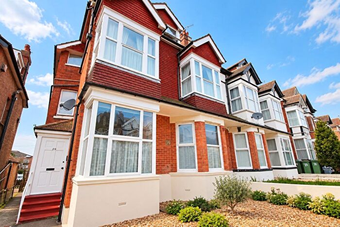 1 Bedroom Flat For Sale In Amherst Road, Bexhill-On-Sea, TN40