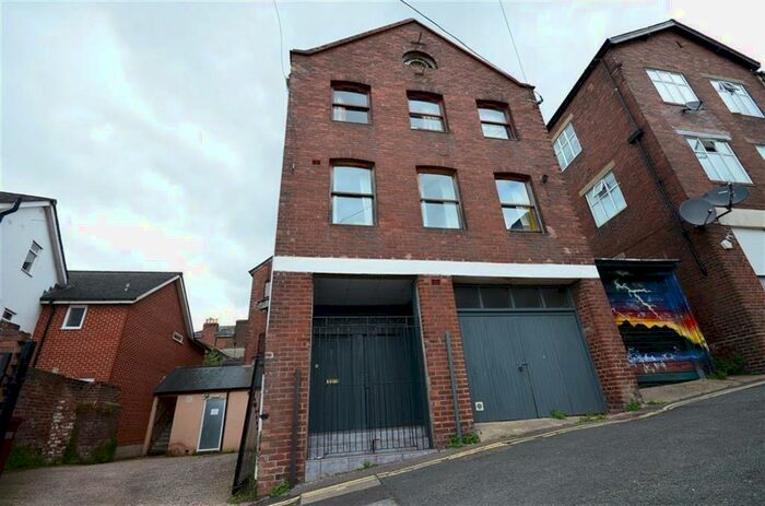 1 Bedroom Flat To Rent In Stepcote Hill, Exeter, EX1
