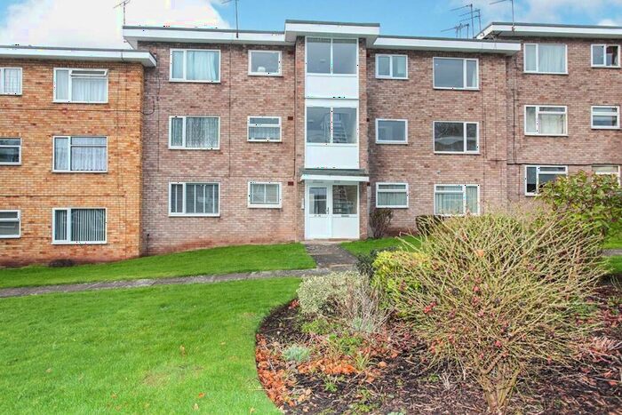 2 Bedroom Flat To Rent In Simon Close, Nuneaton, Warwickshire, CV11