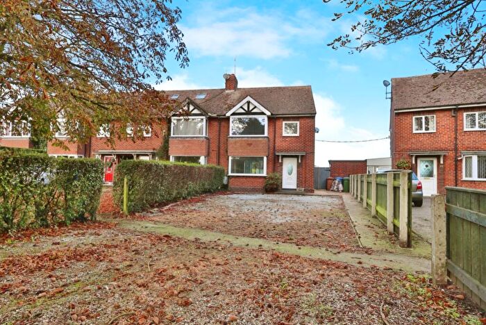 3 Bedroom Terraced House For Sale In The Crescent, Thorngumbald, Hull, HU12