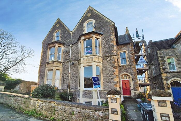 1 Bedroom Flat For Sale In Victoria Road, Clevedon, North Somerset, BS21