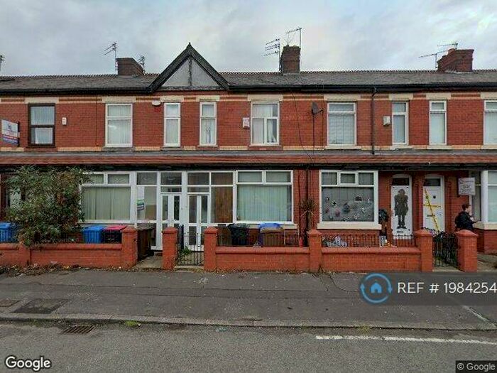 3 Bedroom Terraced House To Rent In Gerald Road, Salford, M6