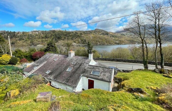 2 Bedroom Semi-Detached House For Sale In Llanberis, Caernarfon, Gwynedd, LL55