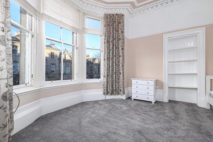 5 Bedroom Flat To Rent In Cecil Street, Hillhead, Glasgow, G12