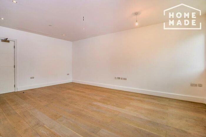 1 Bedroom Apartment To Rent In Osborne House, SE3