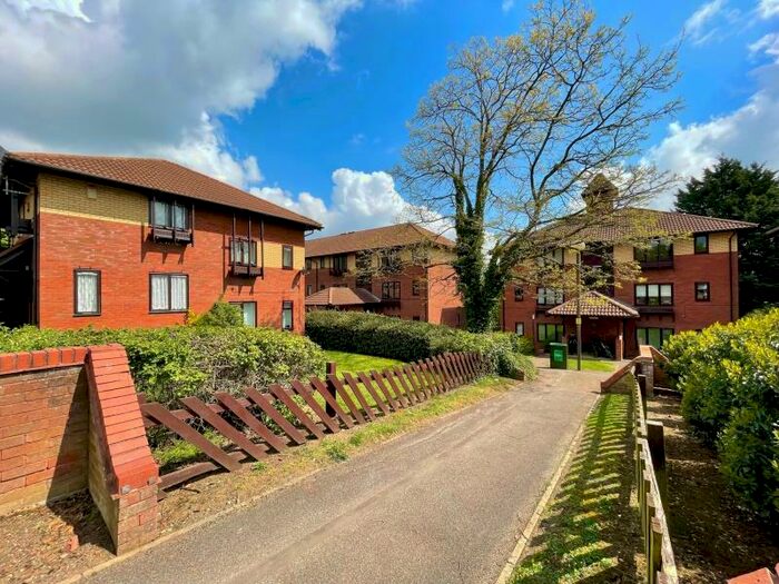 1 Bedroom Cluster House To Rent In Peartree Bridge, Milton Keynes, MK6