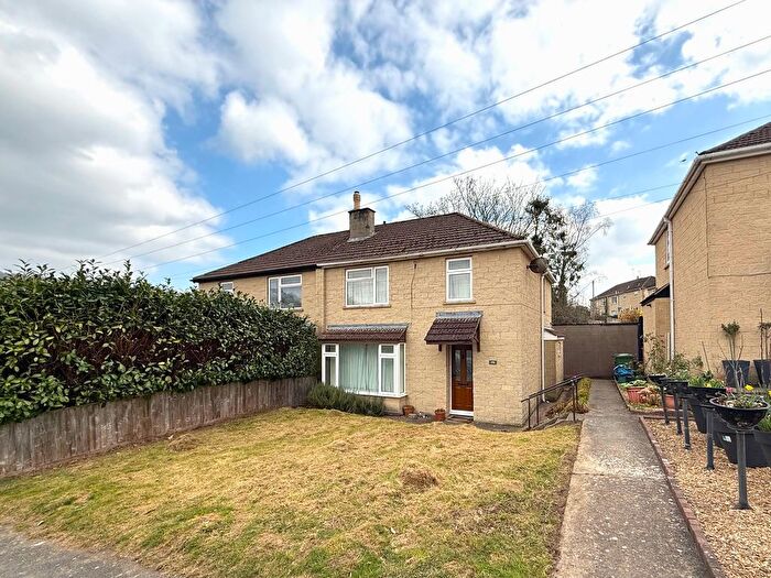 3 Bedroom Semi-Detached House To Rent In Southlands, Bath, BA1