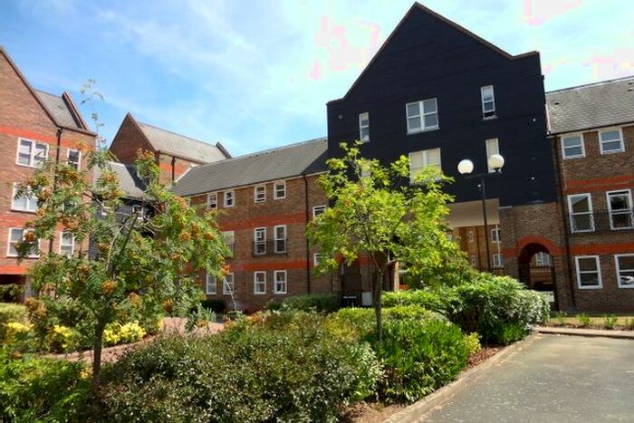 1 Bedroom Flat To Rent In Millacres, Station Road, Ware, SG12