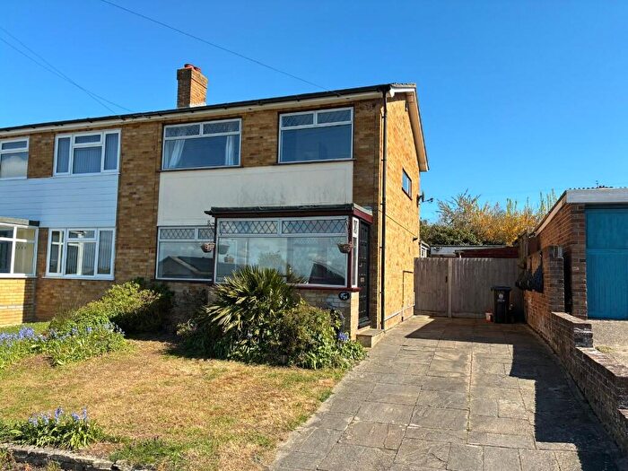 3 Bedroom Semi Detached House For Sale In Fallowfield Close, Harwich, Essex, CO12