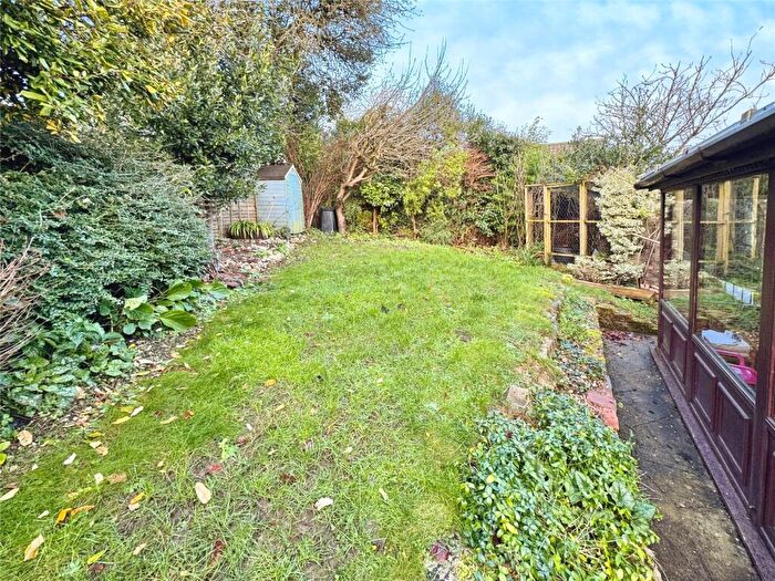 3 Bedroom Bungalow For Sale In Sawyers Close, Winchester, Hampshire, SO22