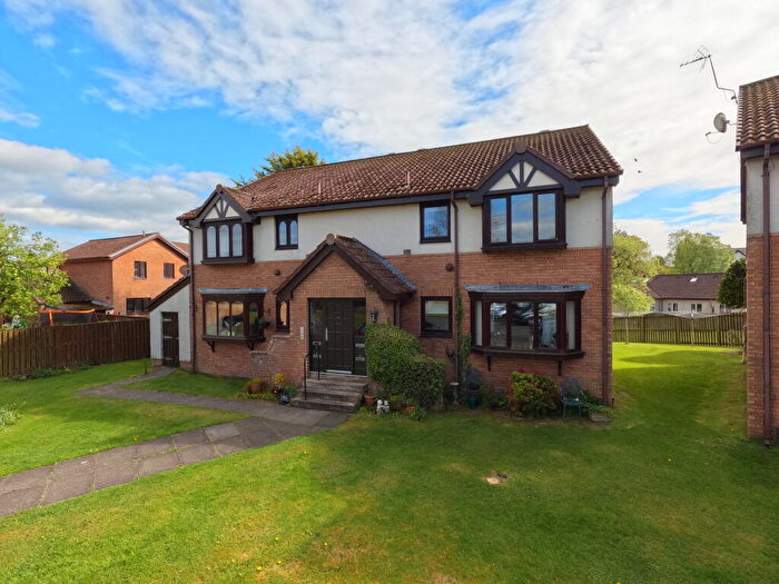 2 Bedroom Flat For Sale In Nursery Lane, Kilmacolm, PA13