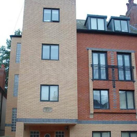 4 Bedroom Flat To Rent In Victor Court, Arthur Street, Nottingham, NG7
