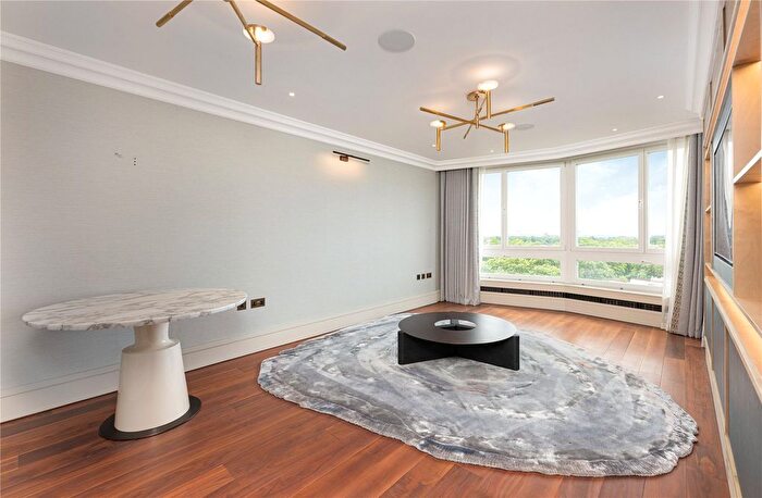 1 Bedroom Flat For Sale In Hyde Park Crescent, London, W2