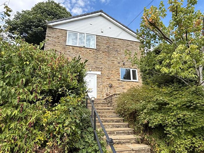 4 Bedroom Detached House For Sale In High Street, Thornton, Bradford, BD13