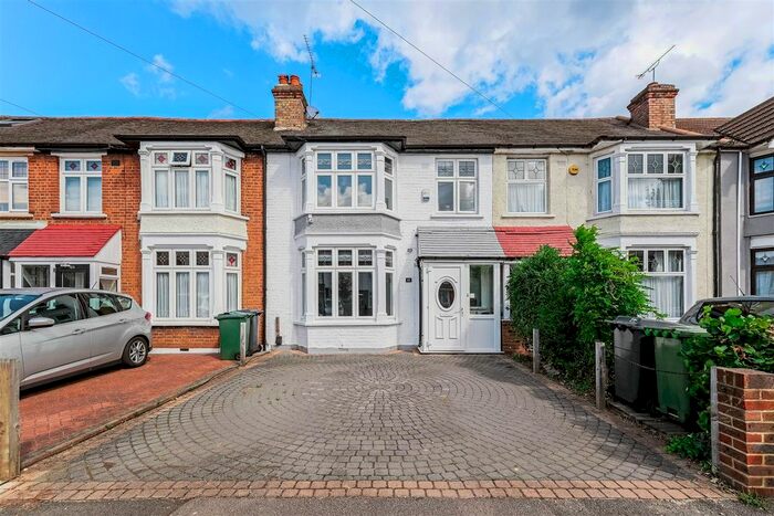3 Bedroom Terraced House For Sale In Marmion Avenue, Chingford, E4