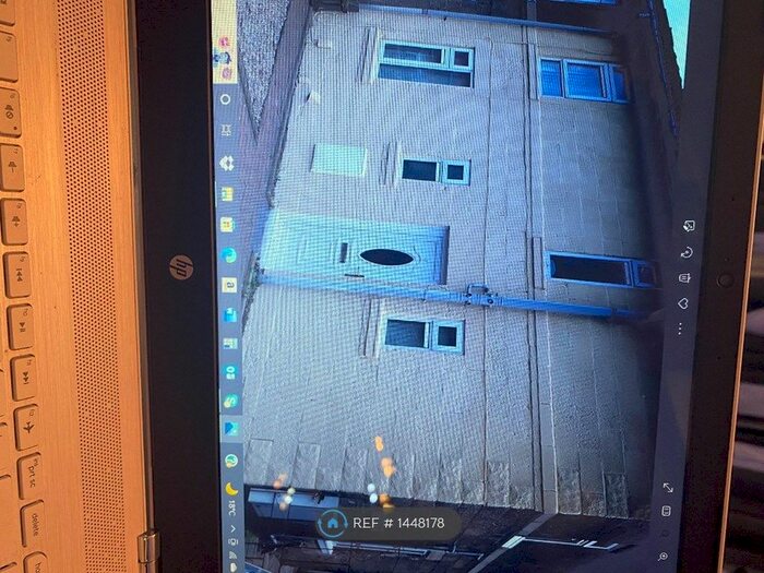 3 Bedroom Semi-Detached House To Rent In St Peters Road, Doncaster, DN4