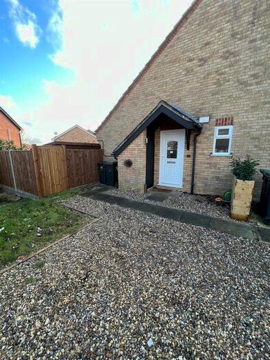 1 Bedroom Terraced House To Rent In Flatford Close, Stowmarket, IP14