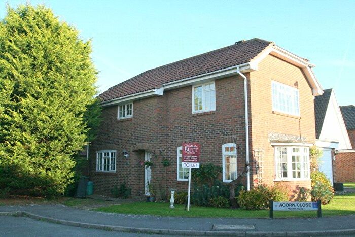 3 Bedroom Detached House To Rent In Acorn Close, The Dell, Angmering, BN16